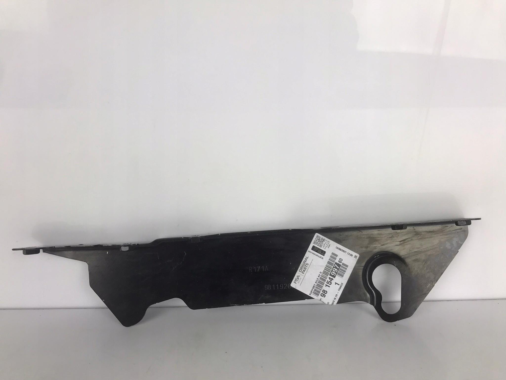 9815499780 - CITROEN C3 III кронштейн крыла правый передний 2016-