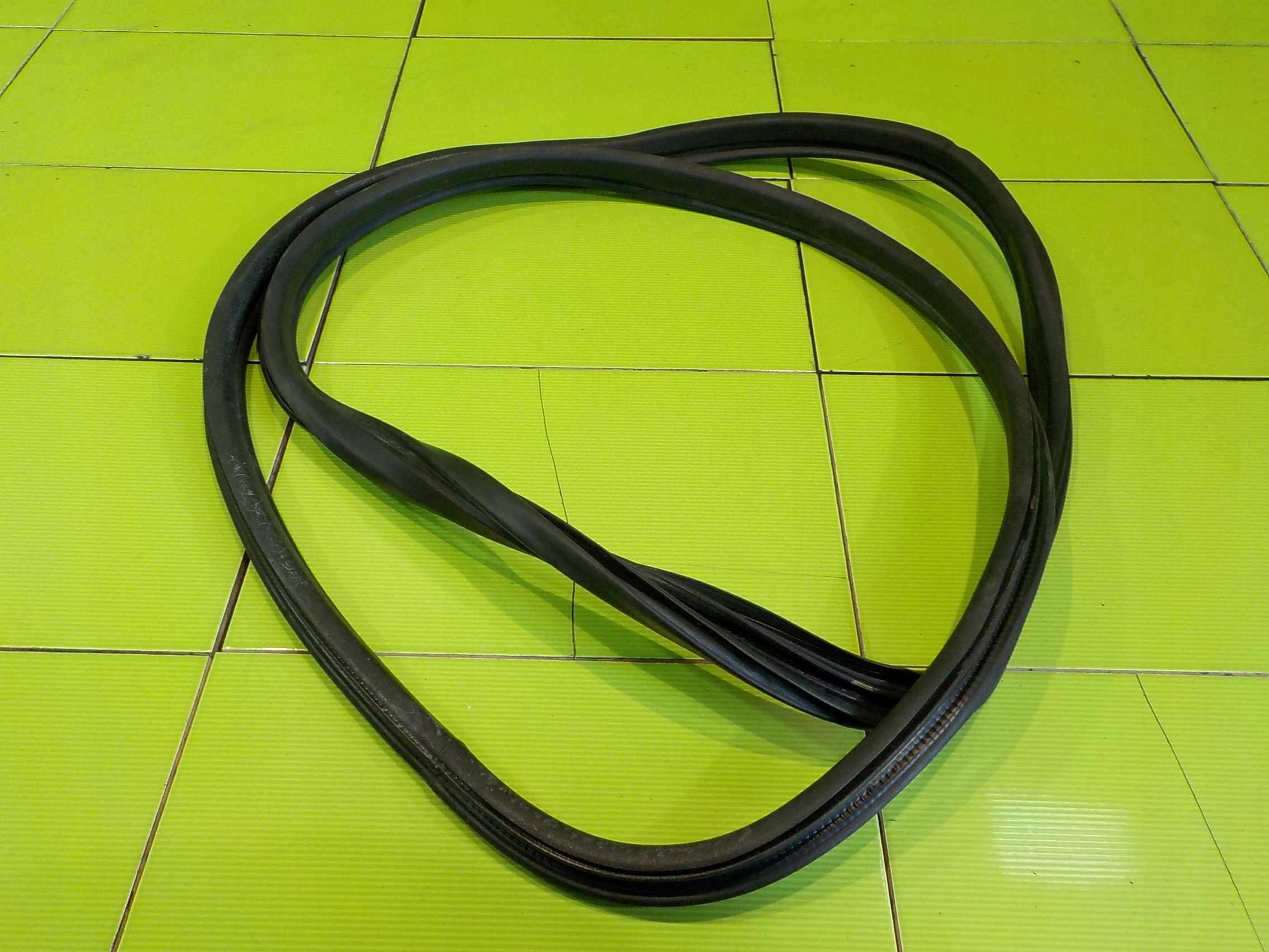 CITROEN C3 PICASSO 09R прокладка двери левая передняя