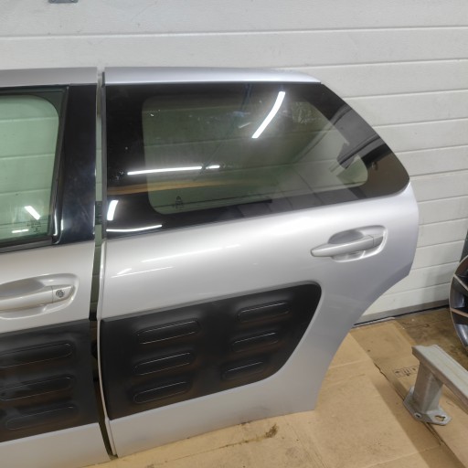 Citroen c4 cactus 2011-2016 ліва двері зліва ezrc