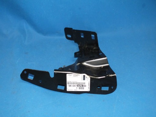 CITROEN C4 CACTUS 2014-левый кронштейн крыло крепление 9804742580