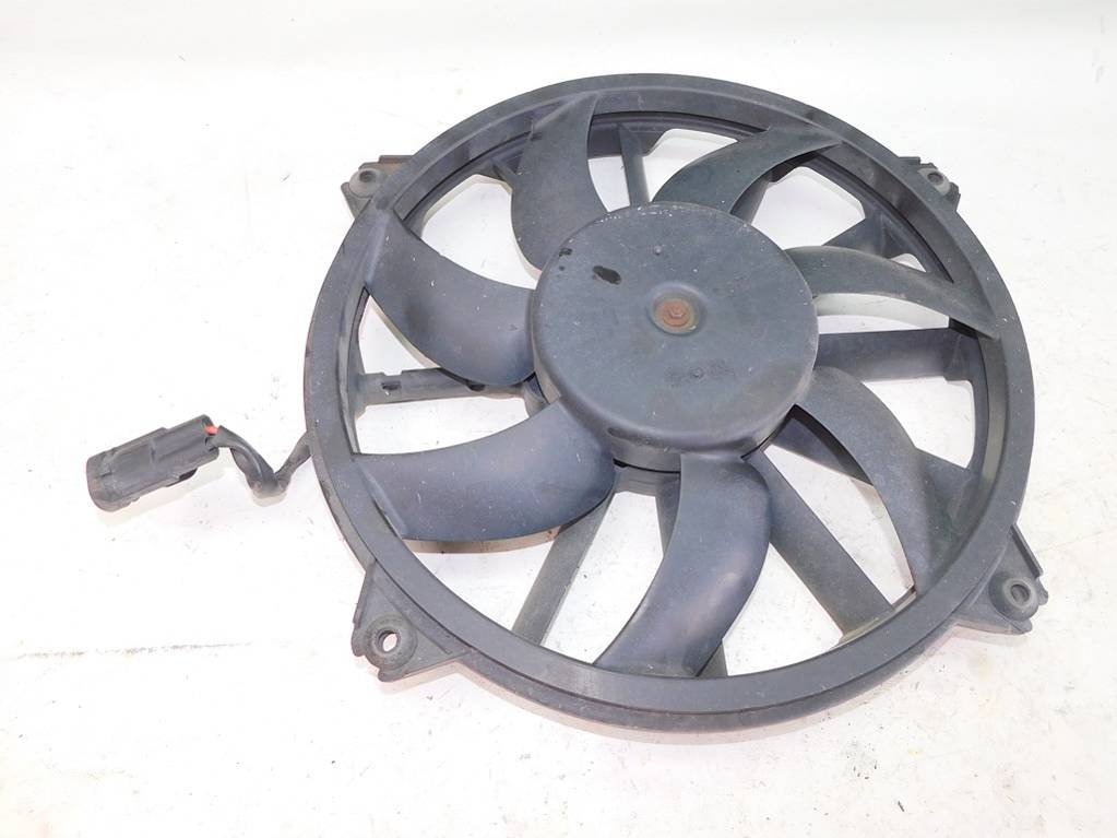 12345 - CITROEN C4 и 1.6 HDI 90KM 07R вентилятор радиатора