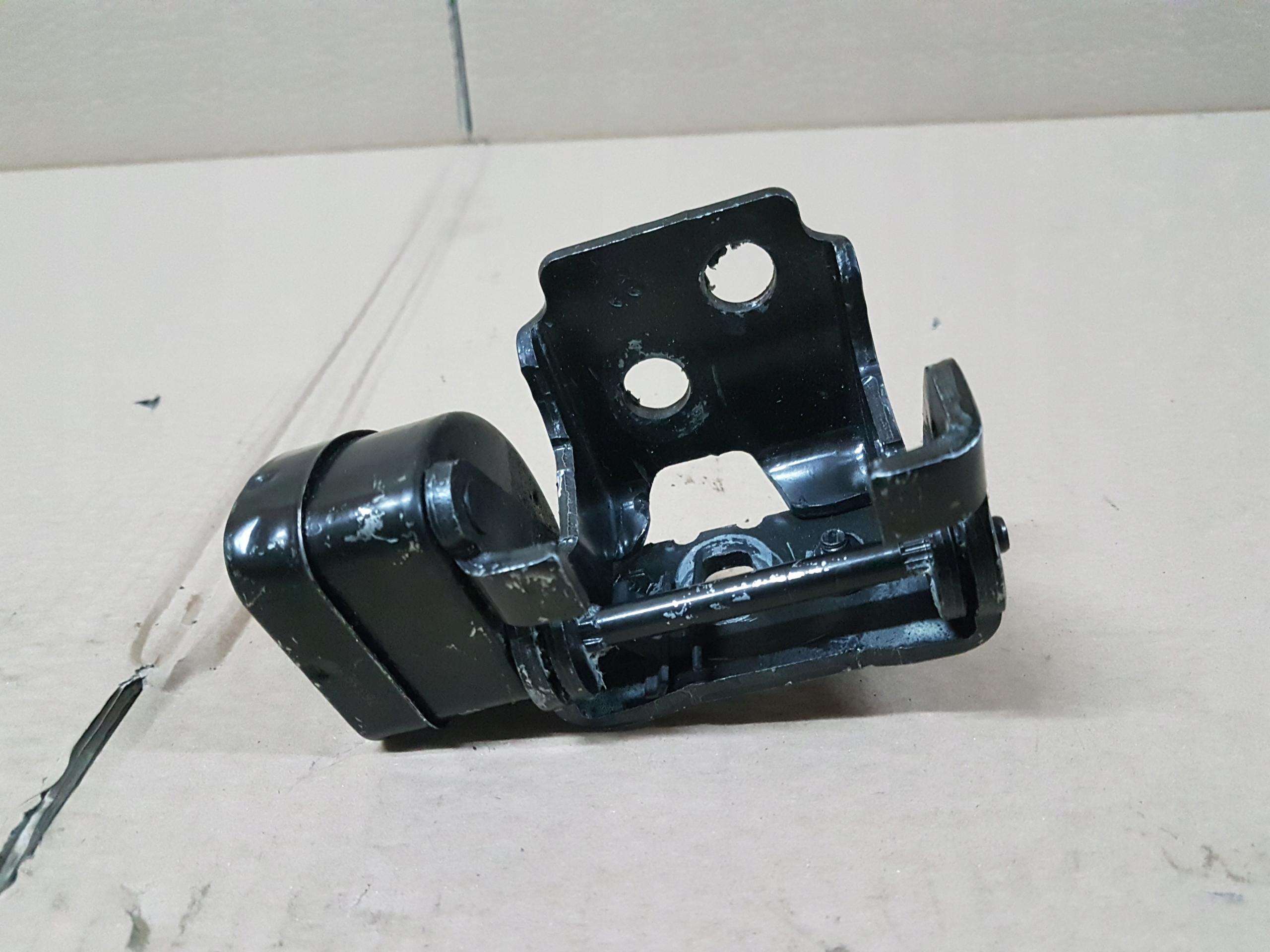 CITROEN C5 III Обмежувач дверей лівий передній KTVD