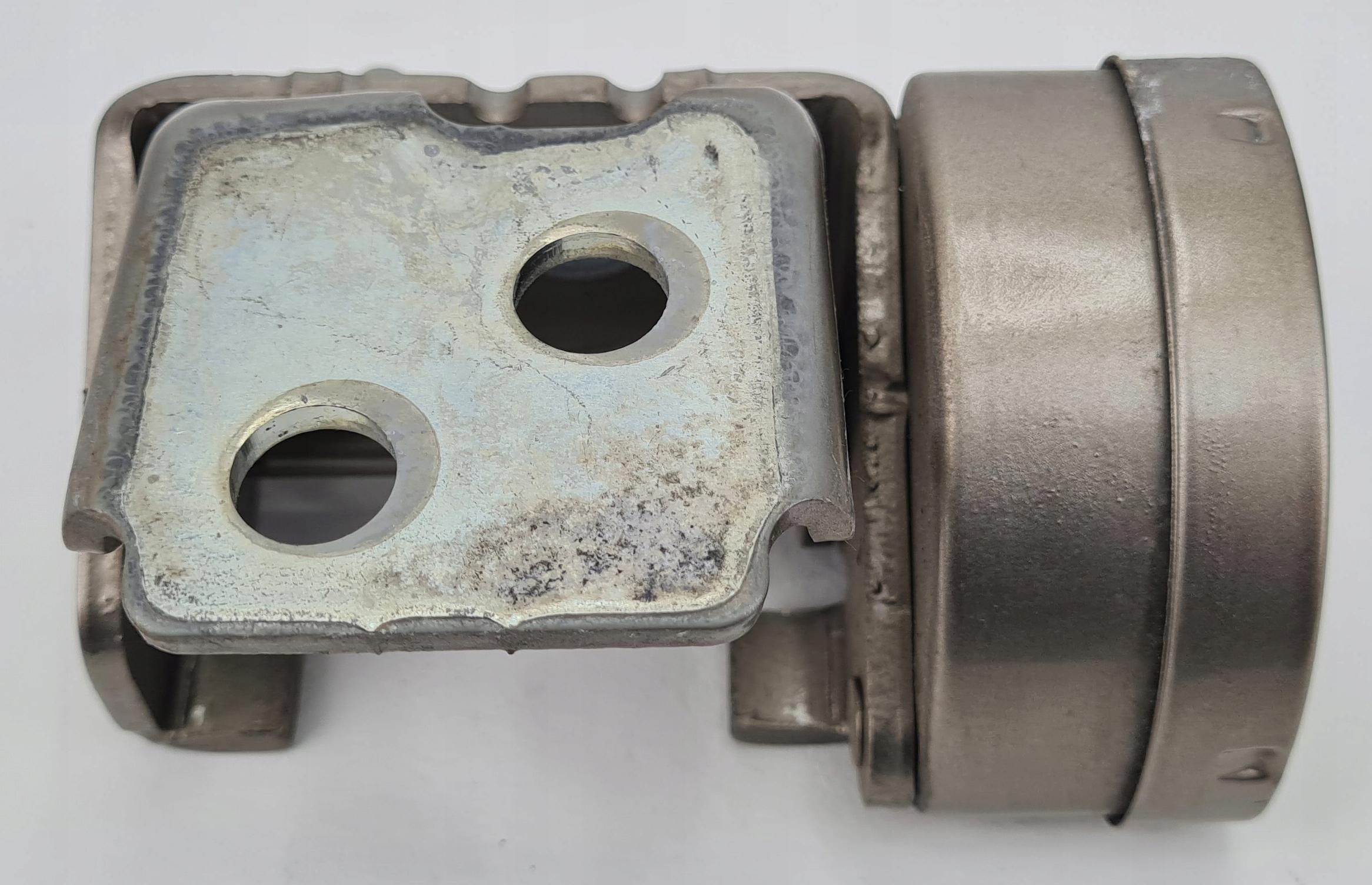 X7 2 - CITROEN C5 III ограничитель двери передний правый KCHC