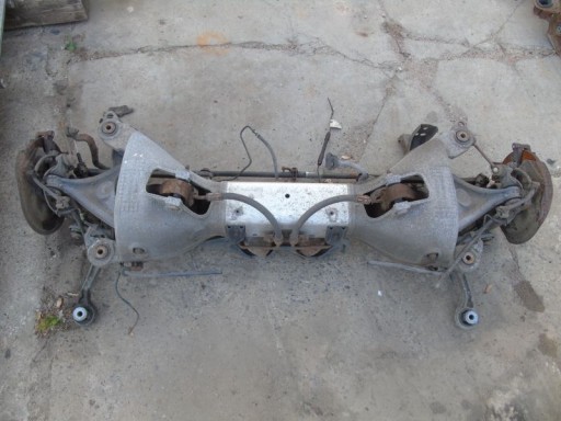 Citroen c5 iii седан задня балка задня гідро комплект