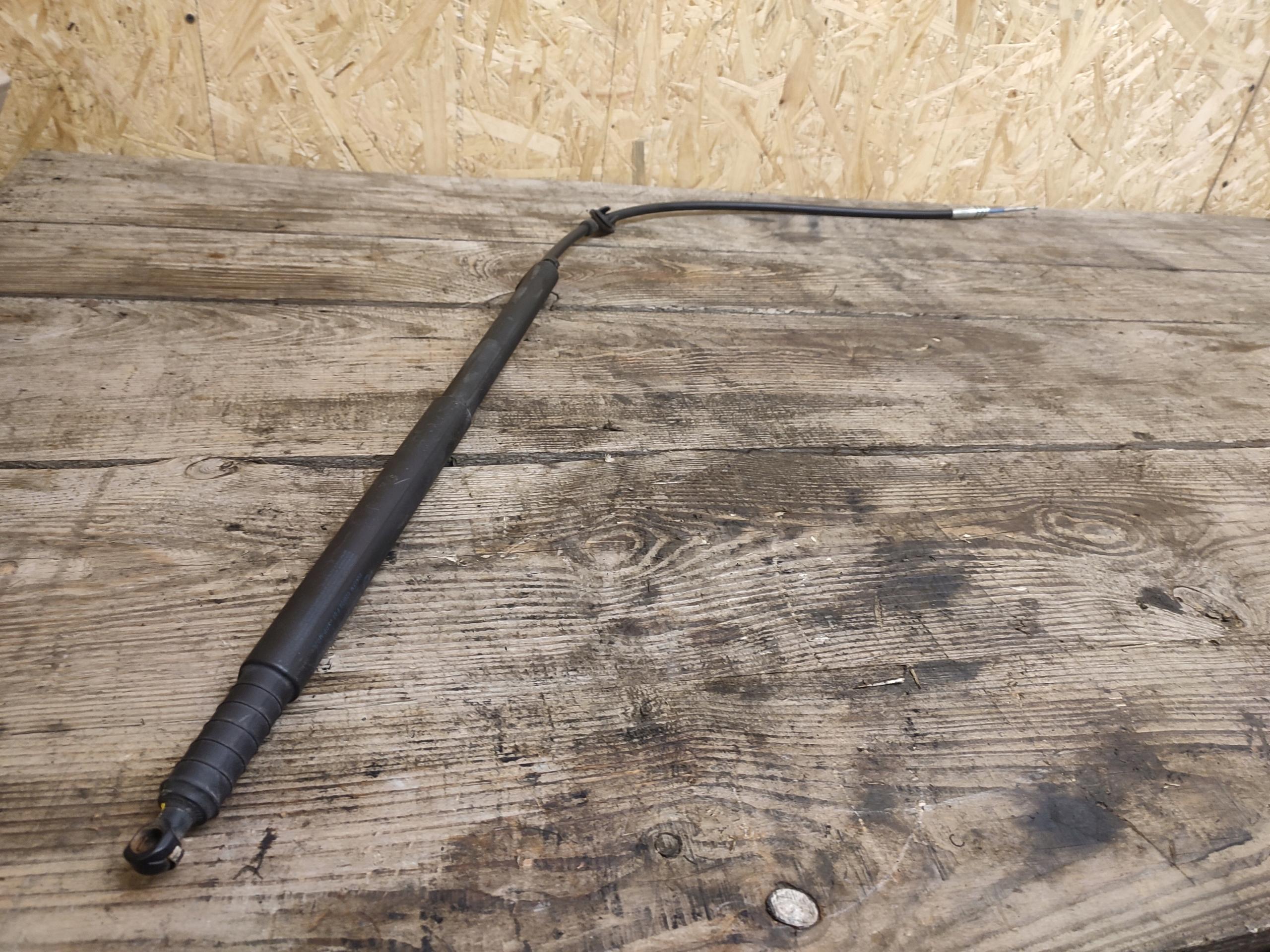 9687935980 - CITROEN C5 III электрический привод закрылка правый