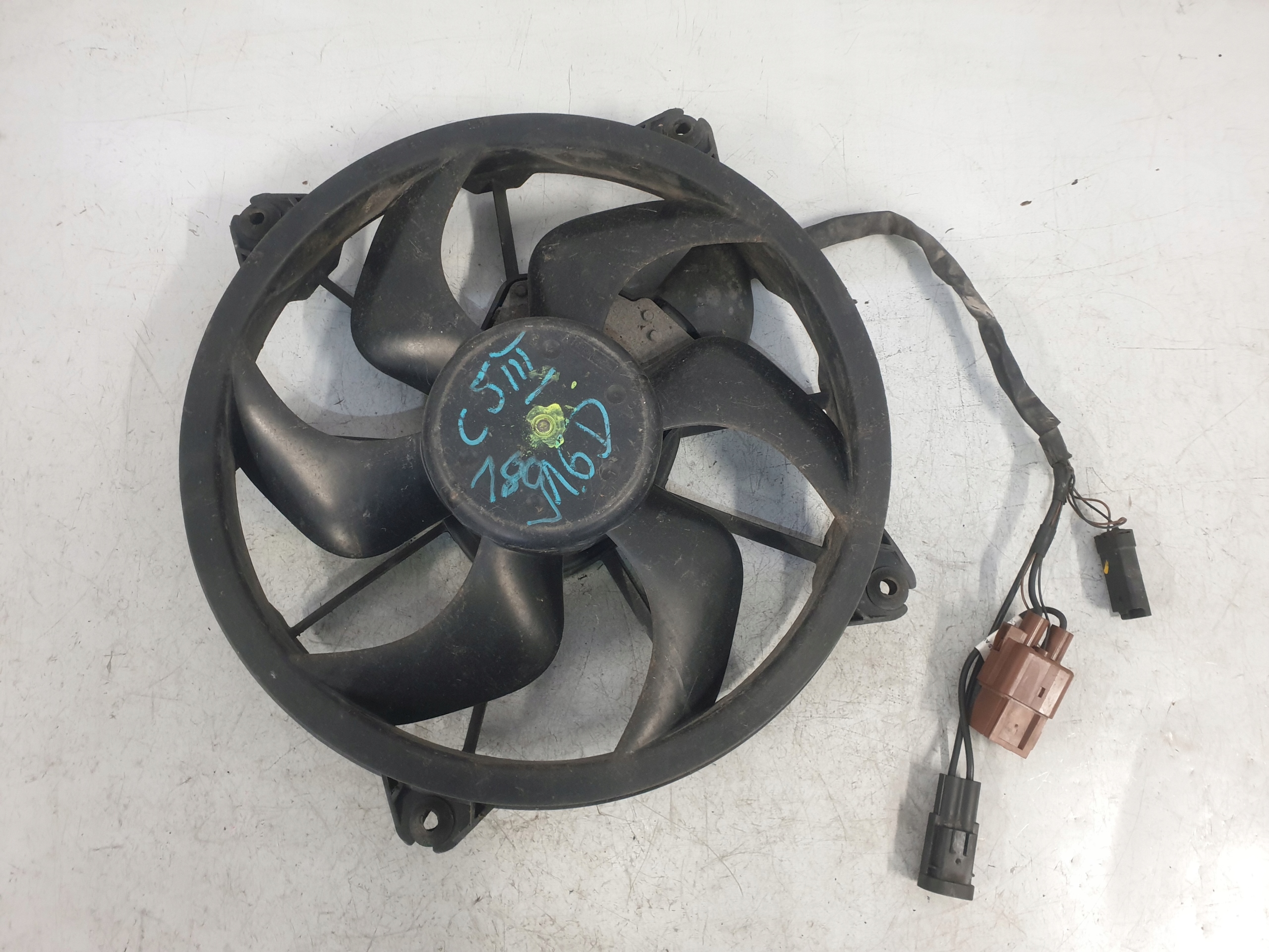 CITROEN C5 III X7 1.6 2.0 HDI вентилятор радиатора