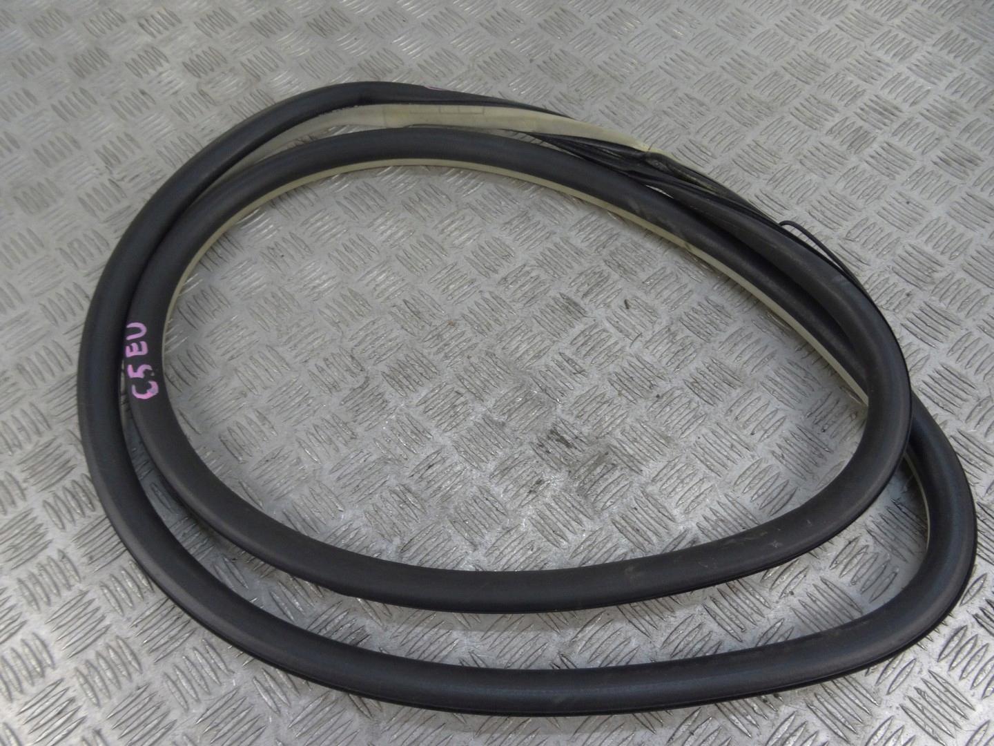 CITROEN C5 III X7 прокладка двери левая передняя