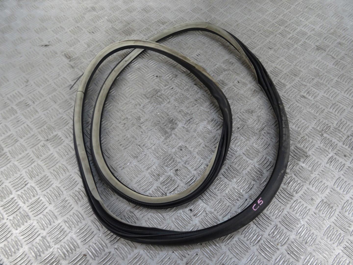 CITROEN C5 III X7 прокладка двери левая передняя