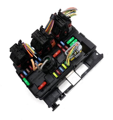 CITROEN PEUGEOT модуль BSM R08 9667199680