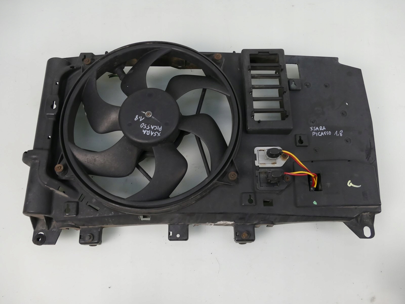 CITROEN XSARA PICASSO И 1.8 B ВЕНТИЛЯТОР РАДИАТОРА