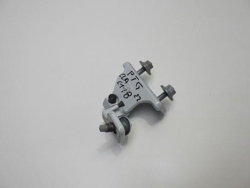 CLA II w118 дверна петля права задня задня верхня