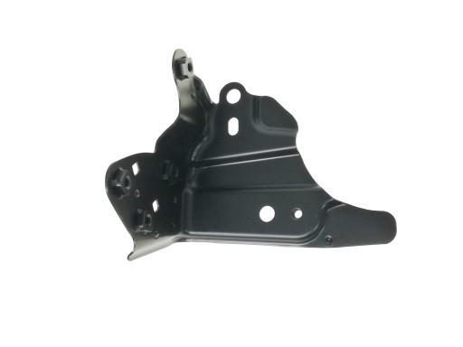 A53813-02120 - COROLLA E16 13-18 тримач фартух переднє крило P