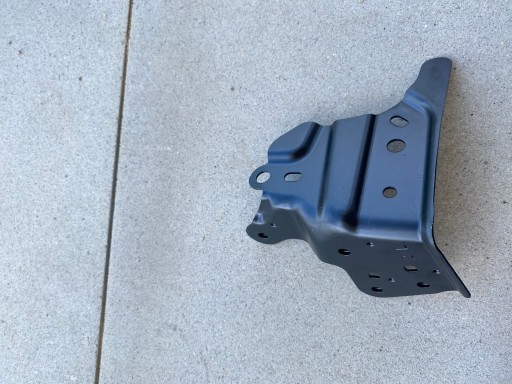 A53814-02120 - COROLLA E16 кронштейн крыла передний L Orginal