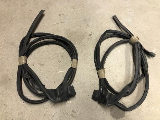 Corvette C6 уплотнитель двери