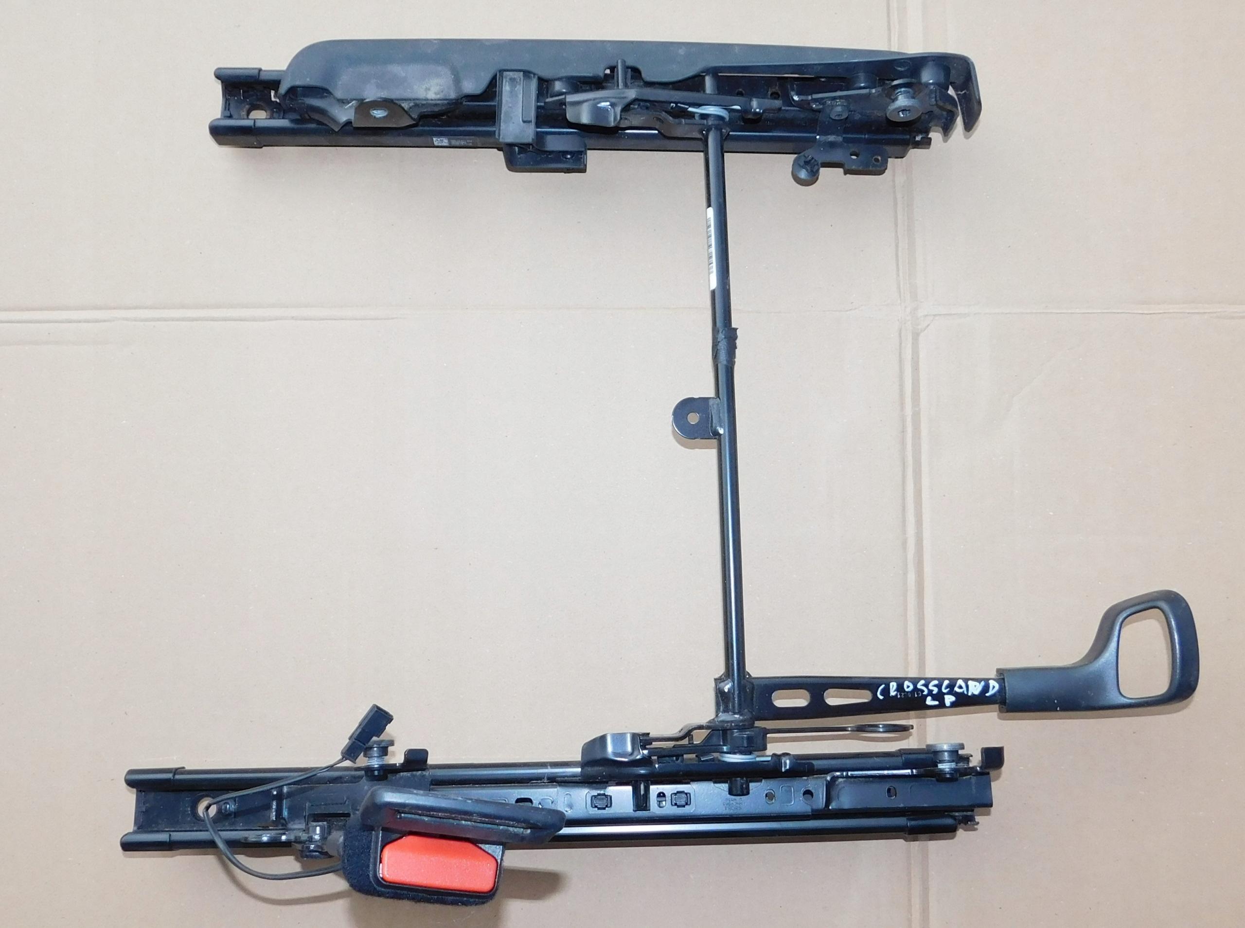 ПОПЕРЕЧНАЯ НАПРАВЛЯЮЩАЯ НАПРАВЛЯЮЩАЯ СИДЕНЬЯ ЛЕВАЯ ПРАВАЯ ПЕРЕДНЯЯ