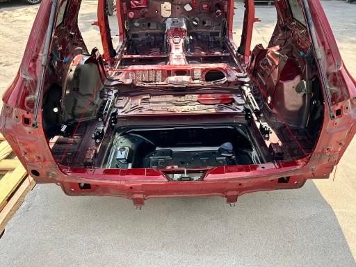 ЧВЕРТЬ РЕМЕНЬ ЗАДНЯ ЗАДНЯ ВАННА MERCEDES W213 COMBI