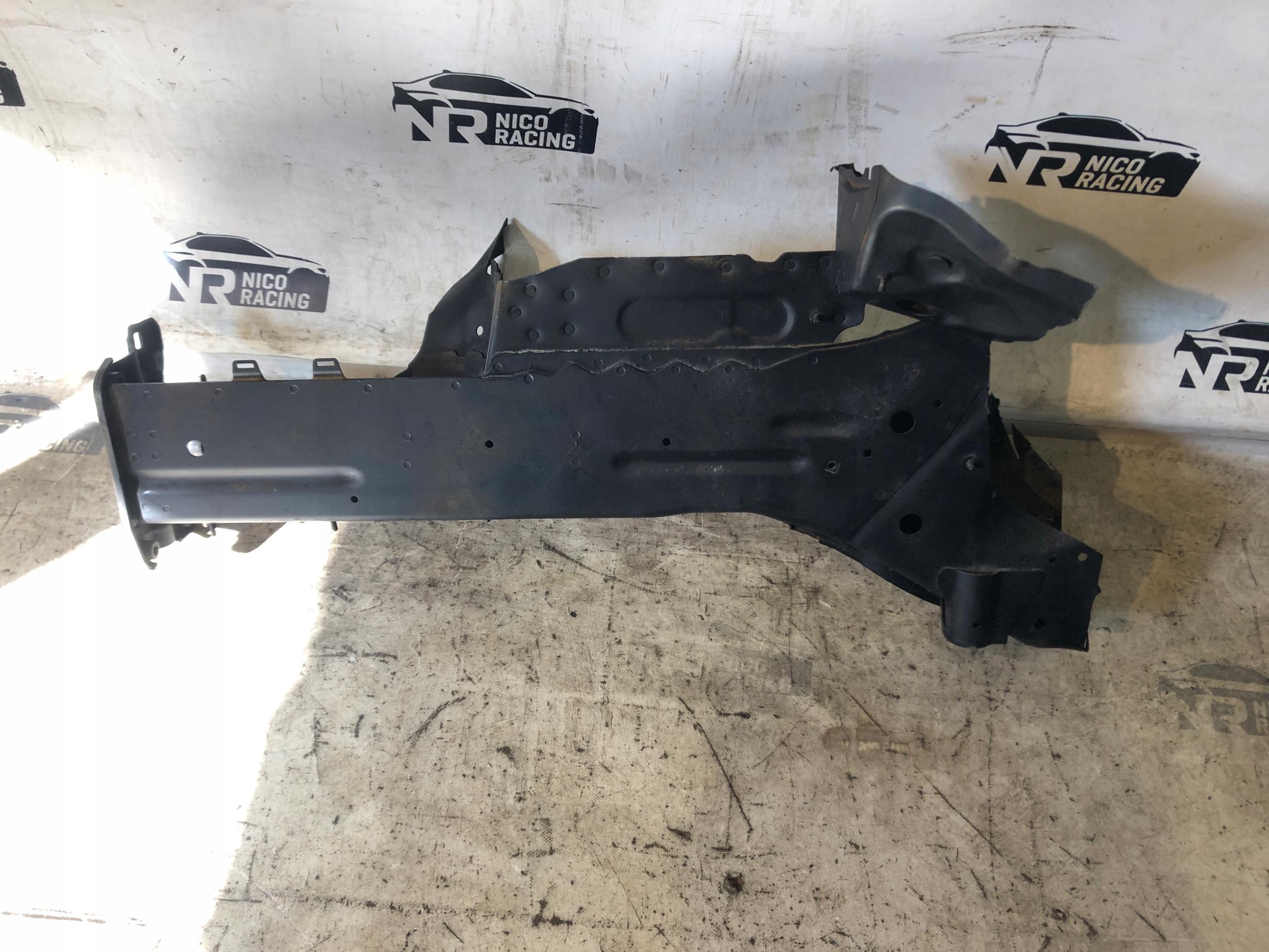 Чверть лонжерон правий AUDI A6 C8 AVANT