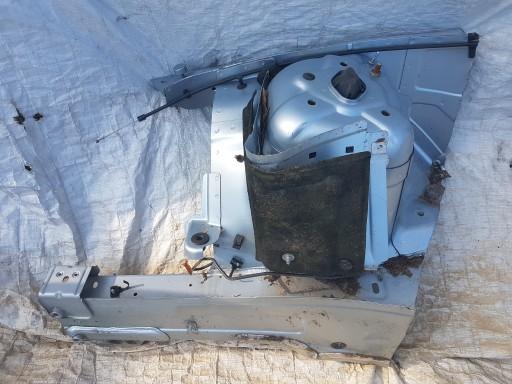 ЧЕТВЕРТЬ ПЕРЕДНЕЙ ПРАВОЙ РАМЫ MERCEDES C W204 КУПЕ