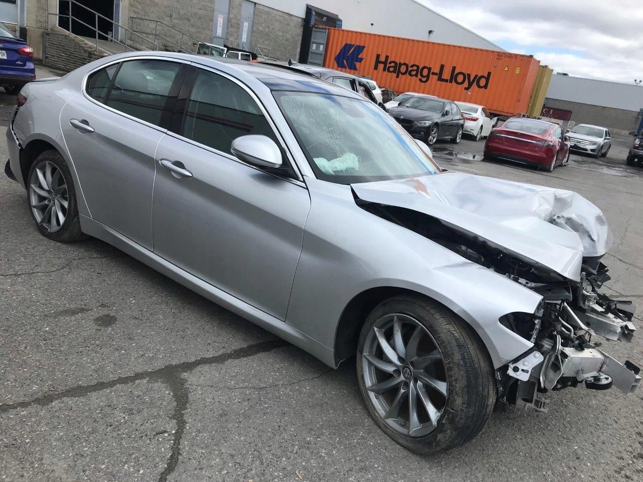 ЧЕТВЕРТЬ ПРАВАЯ ЛЕВАЯ ПЕРЕДНЯЯ ПЕРЕДНЯЯ GIULIA