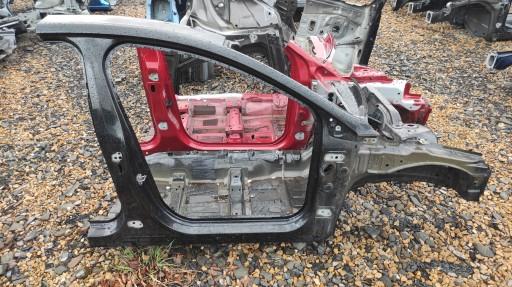 ПРАВАЯ ЧЕТВЕРТЬ СТОЙКИ РАМА FUSION USA РУЛЕВАЯ РАМА