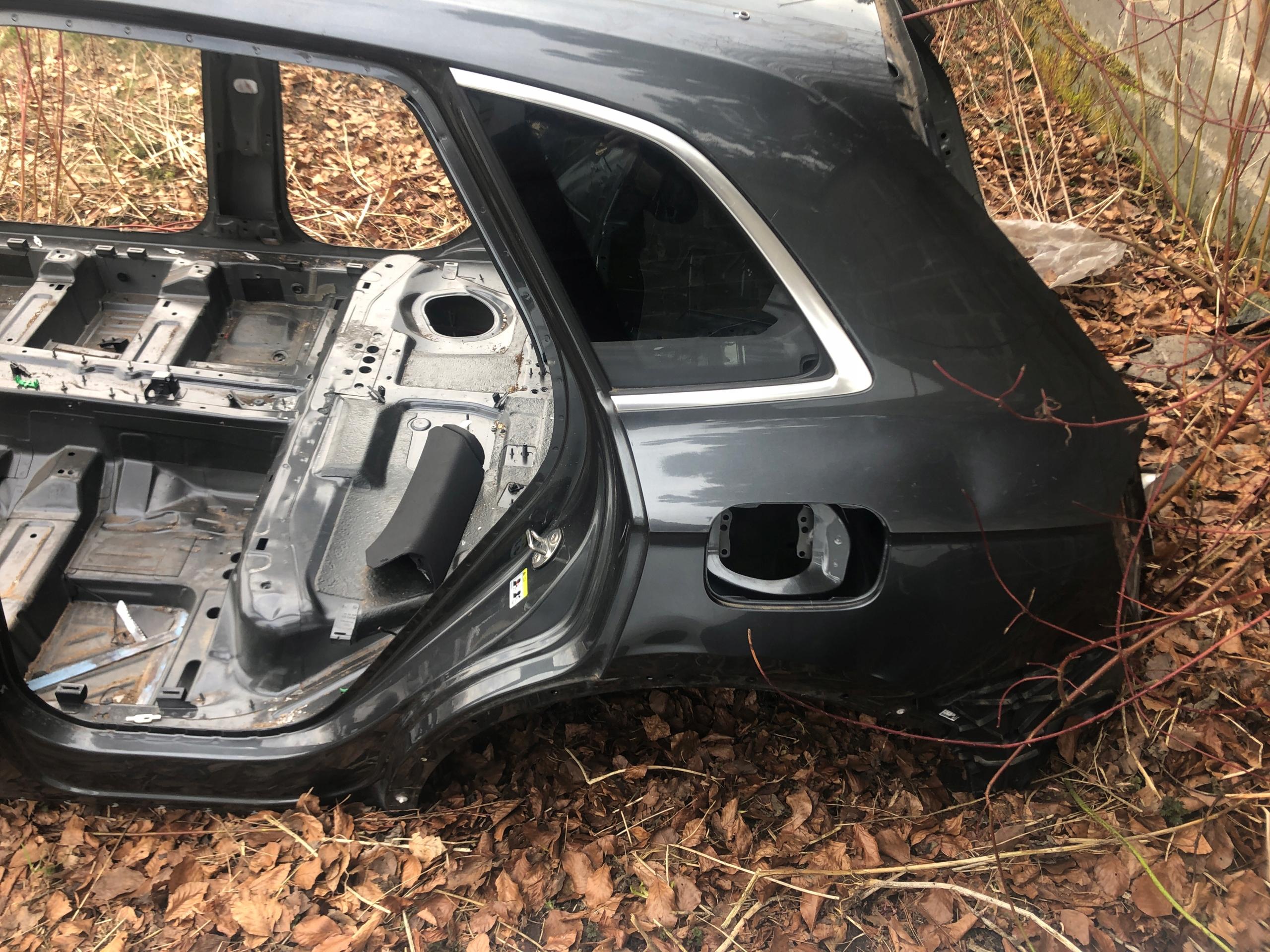 Чверть задня Дупа Бризковики AUDI Q5 80A гібрид