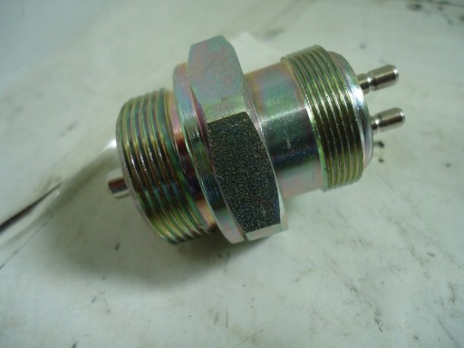 0015455809 95 - ДАТЧИК СВІТЛА ЗАДНЬОГО ХОДУ ПЕРЕМИКАЧ ЗАДНЬОГО ХОДУ MERCEDES SPRINTER 95-00 R