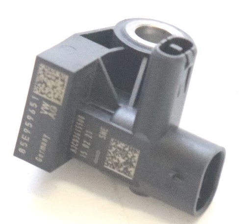 ДАТЧИК УДАРУ ПОДУШКИ БЕЗПЕШОХОДІВ 85E959651 SKODA AUDI SEAT VW BENTLEY