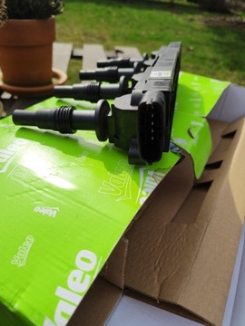 Катушка зажигания Valeo Opel Vectra Astra