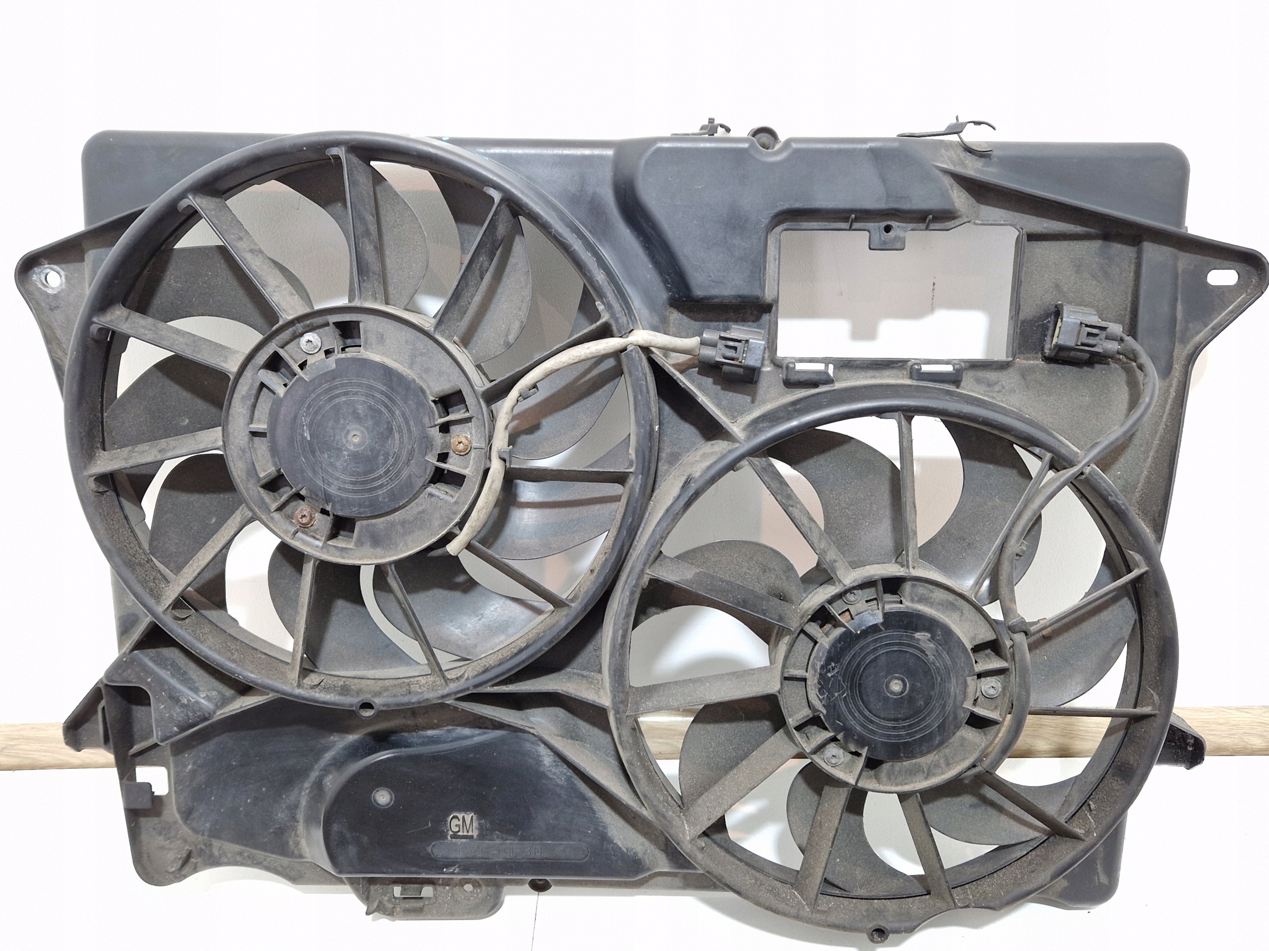 F00S3D2021 - Chevrolet Captiva FL 2.2-вентиляторы радиатора