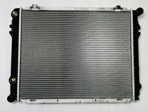 Радиатор Mercedes SL R107 / OE A1075002603 НОВЫЙ!!!