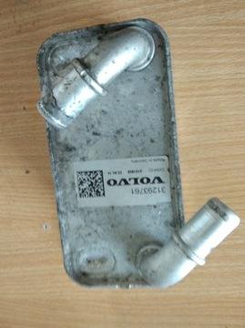 Масляний радіатор на Volvo D4204T5 D4204T14