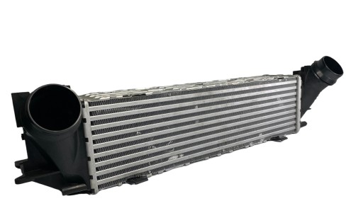 Воздушный радиатор BMW F10 F11 7618769