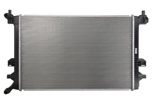 PL443457 - Радіатор двигуна AUDI A3, Q2, TT, SEAT ATECA