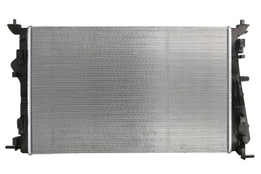 Радіатор двигуна VALEO 701397