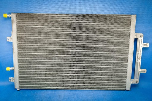 1 - Водяний радіатор Audi A8 4H 4H0145804A 3.0TFSI 4.0T