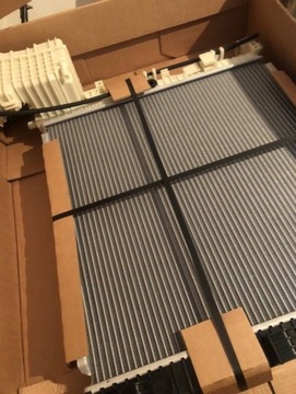 MERCEDES VITO v-class v200 99 водяний радіатор