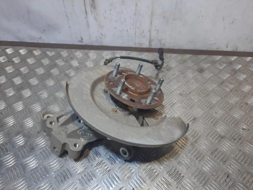 Chrysler Pacifica після правого підшипника та маточини колеса