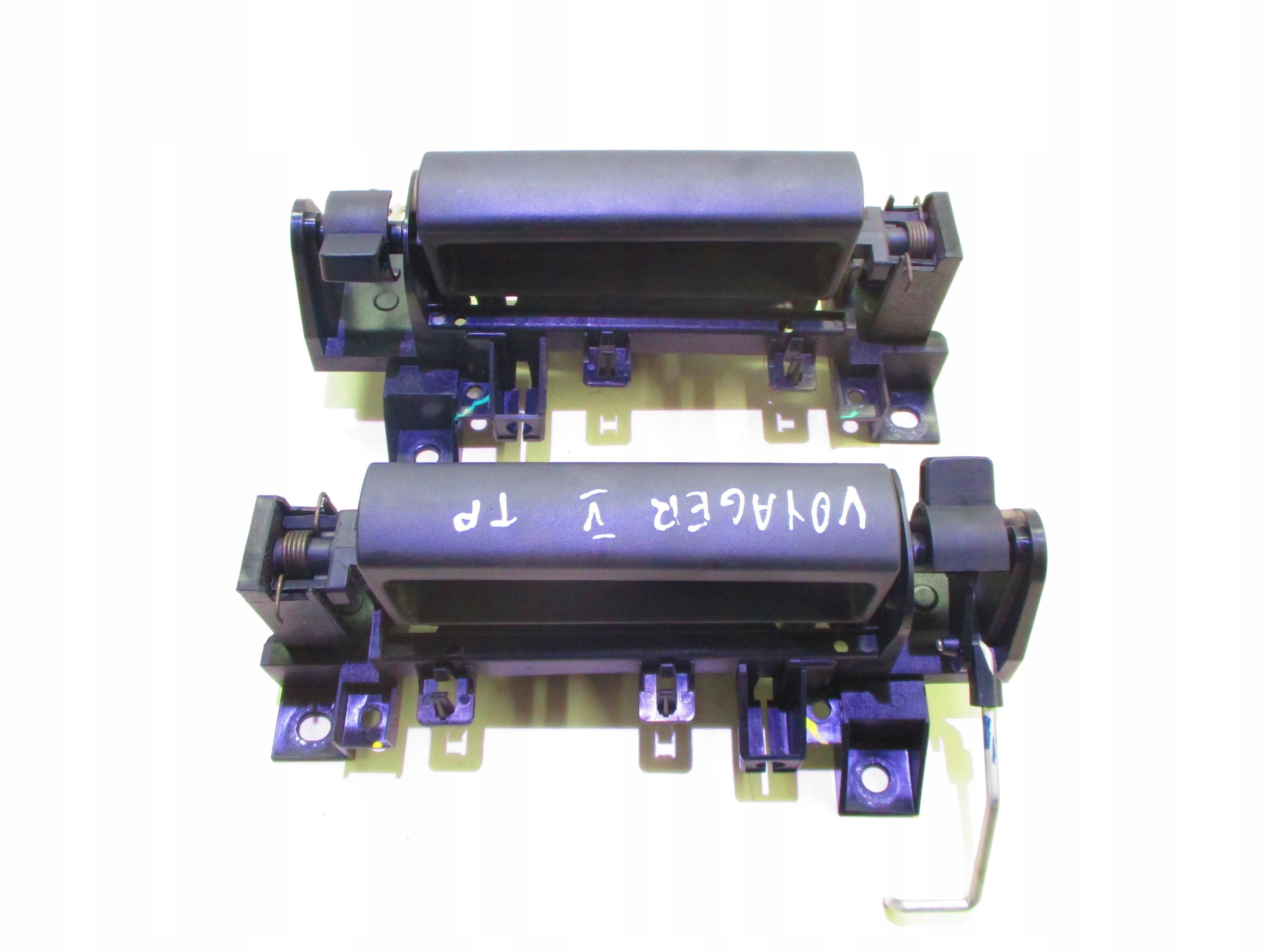 Chrysler Voyager V 08-18 ручка задней двери P L