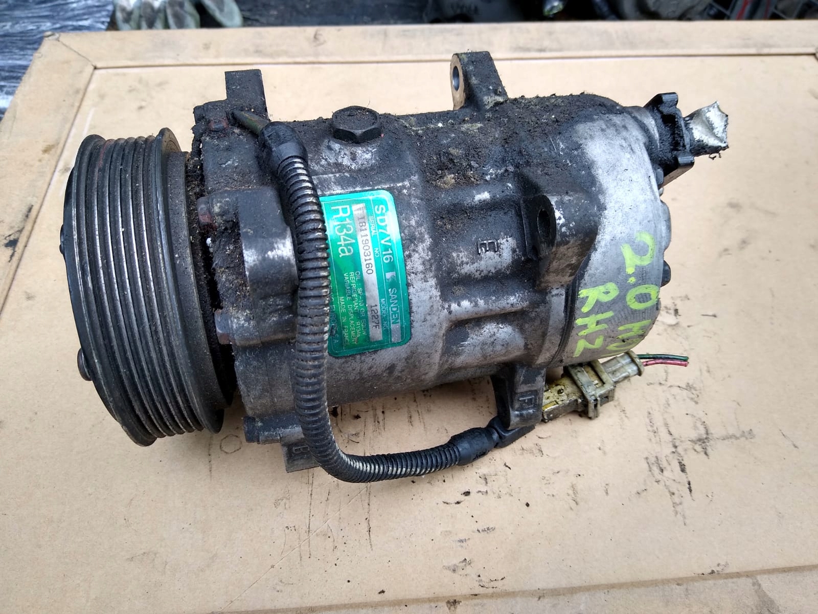 Citroen Peugeot 2.0 HDI компрессор Компрессор 1227f