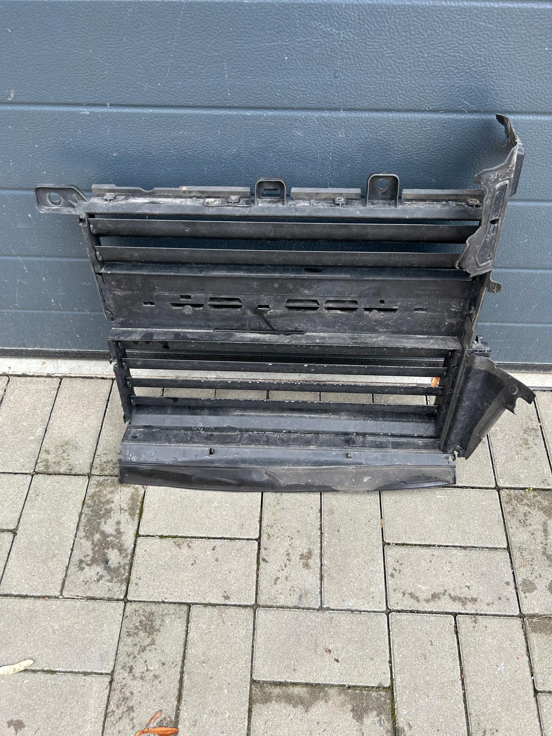 Corsa F Mokka2 208 II жалюзи передняя 1138316