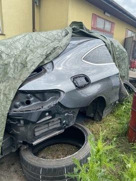 Права чверть з ременем і ванною W205 купе