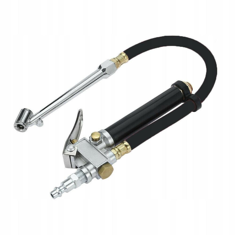 Чорний манометр для надування автомобільних шин