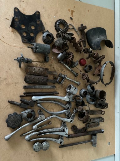 Запчастини до мотоциклів PRL WSK, бази, підніжки, спорт Dudek, інші