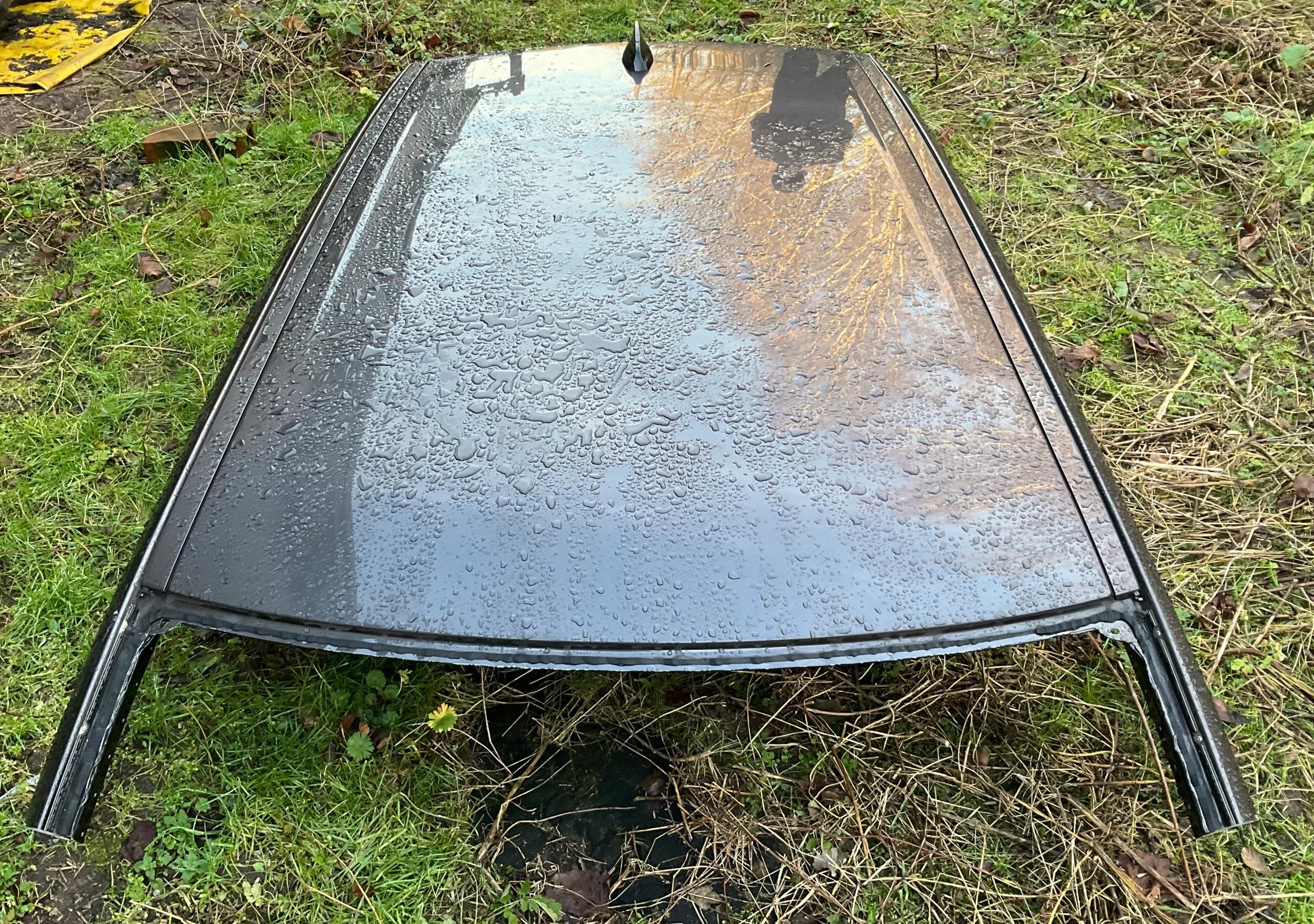 T4N26283 - Дах Jaguar F-PACE X761 Lift Колір Шаранта сірий