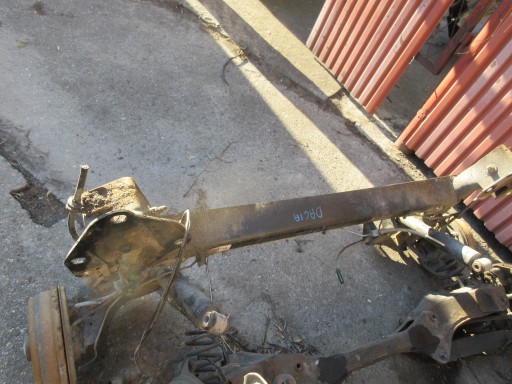 555016932R - Dacia dokker 18-летняя задняя балка