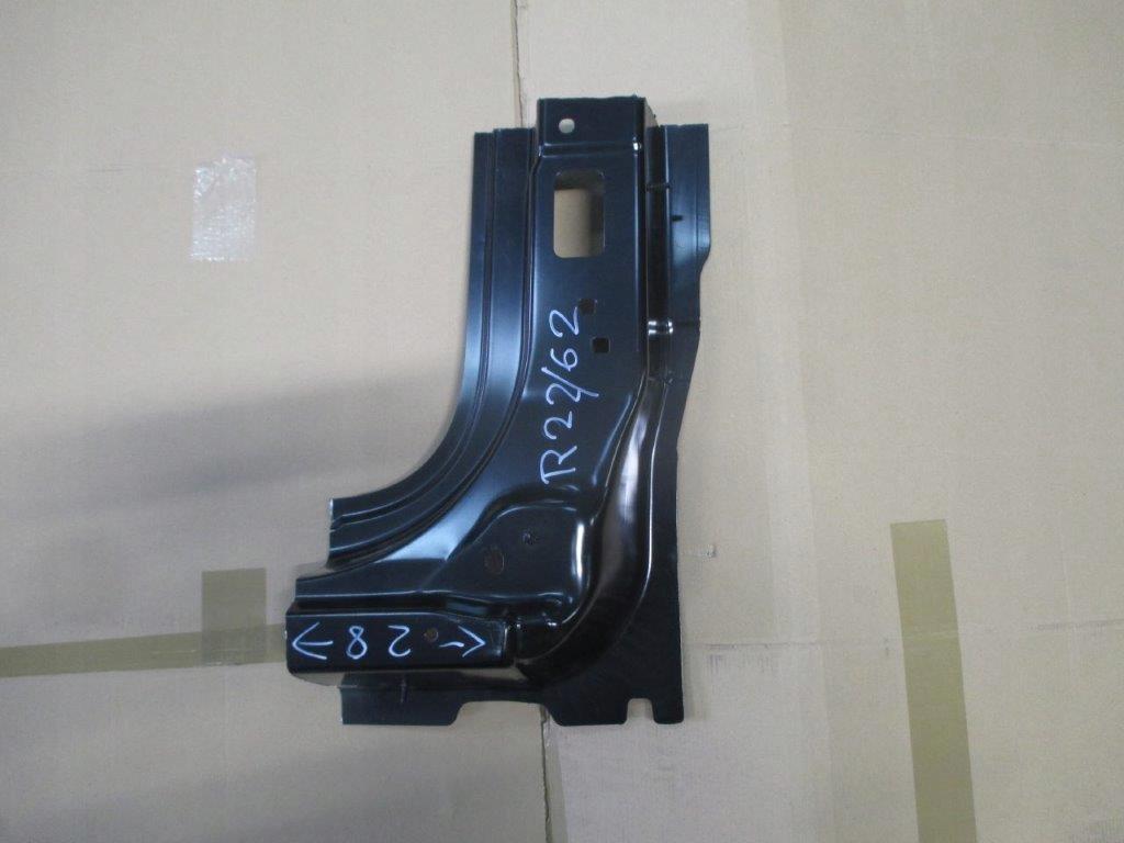 764605026R 28cm - DACIA DUSTER 2 II передняя правая стойка + порог 28 см