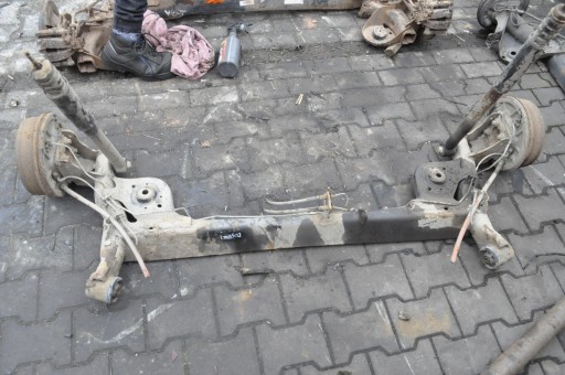 Dacia duster lift 1,5 dci 107 км підвіска задня кількість 117 000 км