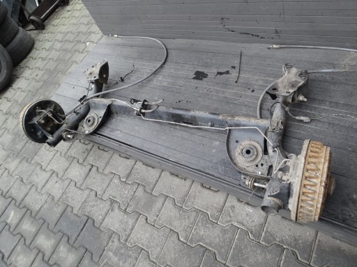 Комплект балок підвіски dacia logan ii 2016 mcv