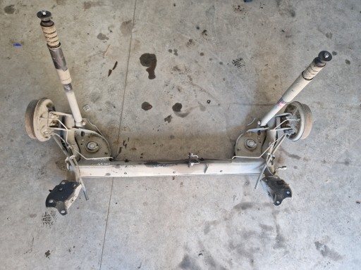 2013 - Dacia sandero 2 ii підвіска пучка задня частина