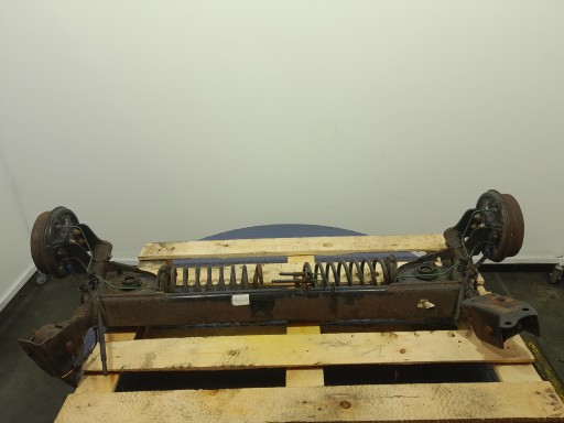 01 - Dacia sandero i балка задня підвіска осі